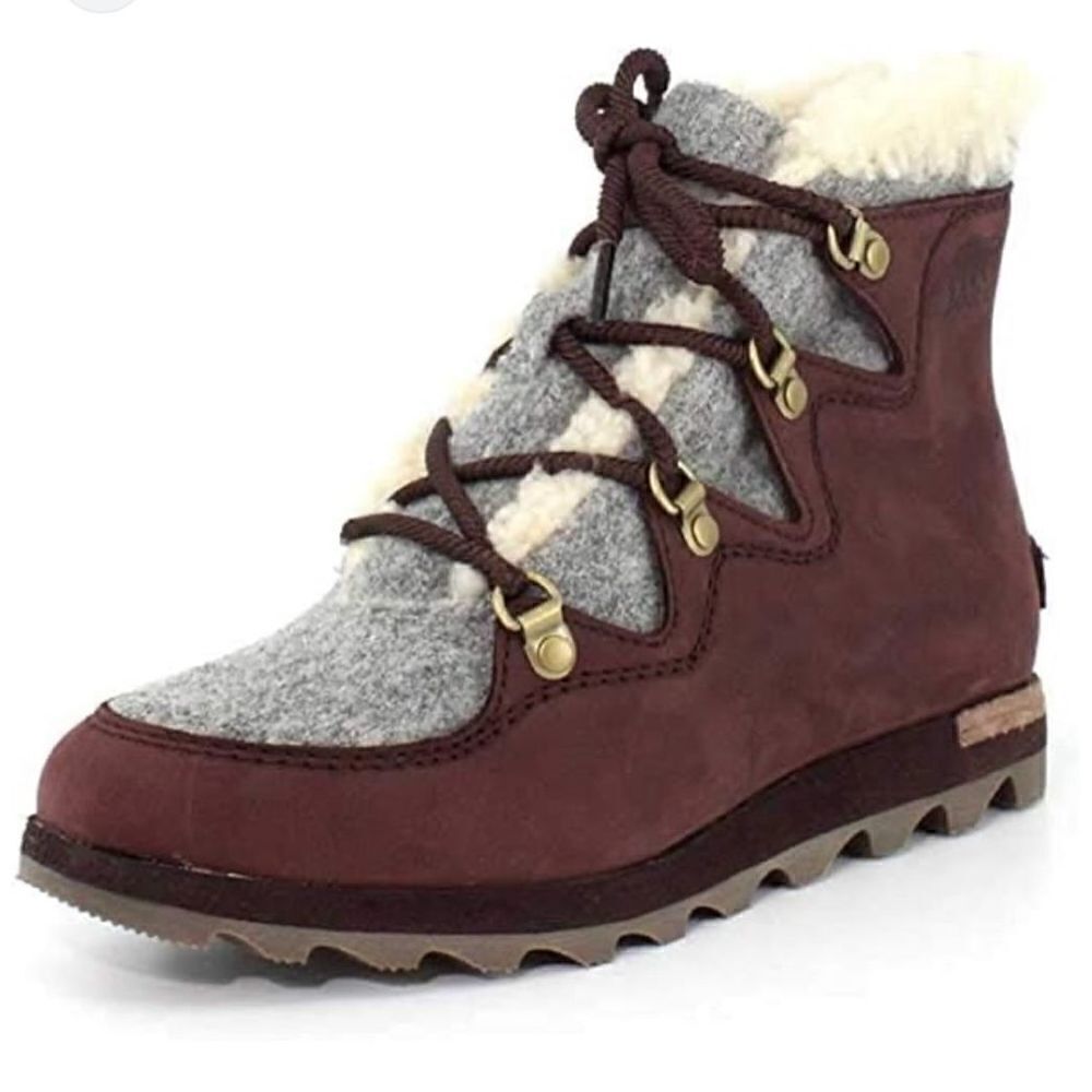 Sorel Joan of Arctic Sneakchic Alpine Holiday Boot Fleece Brown Gray 9 Winter